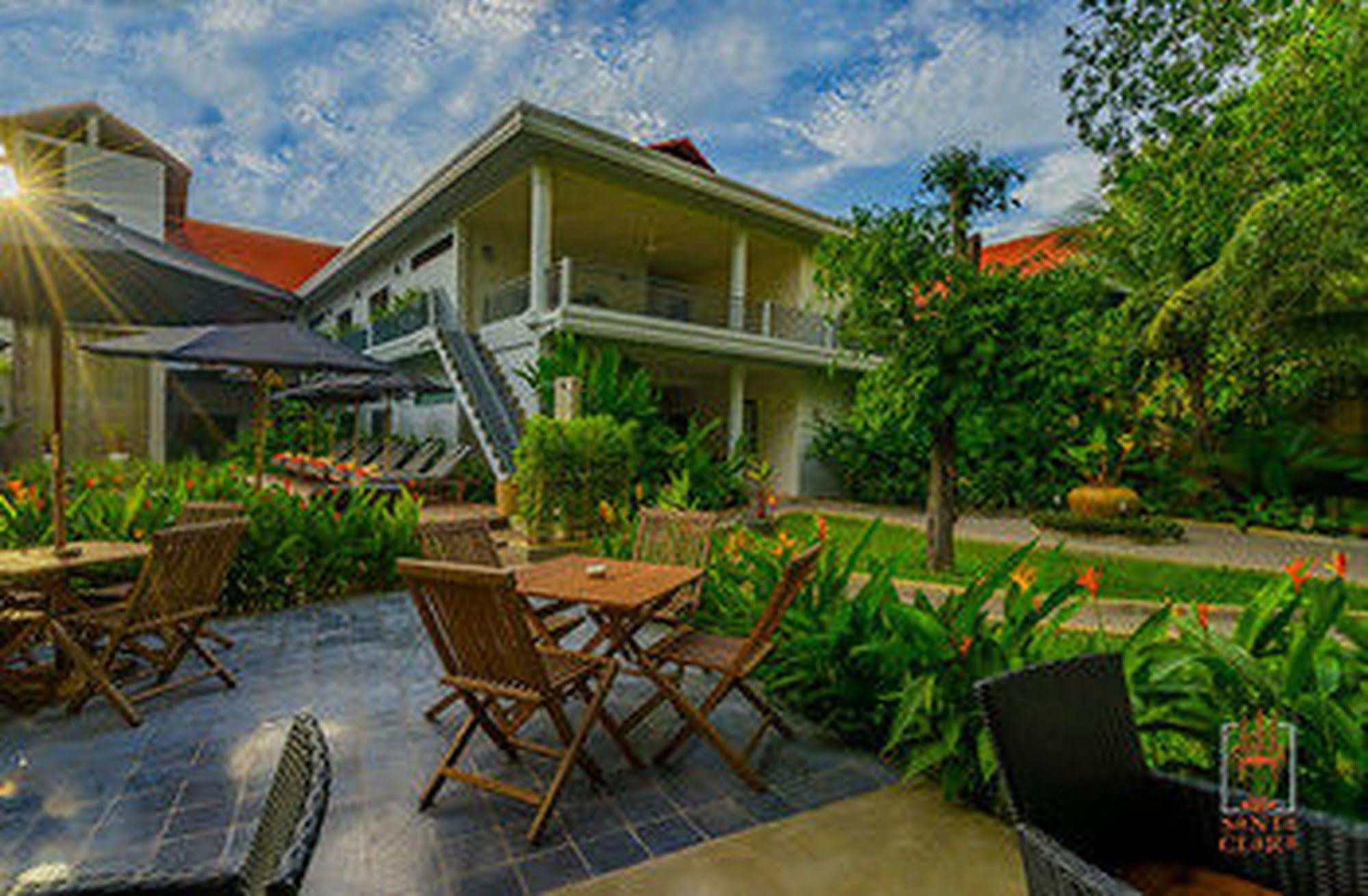 Santa Clara Boutique Hotel Ciudad de Siem Riep Exterior foto